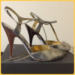 Enzo A T-STRAP HEELS